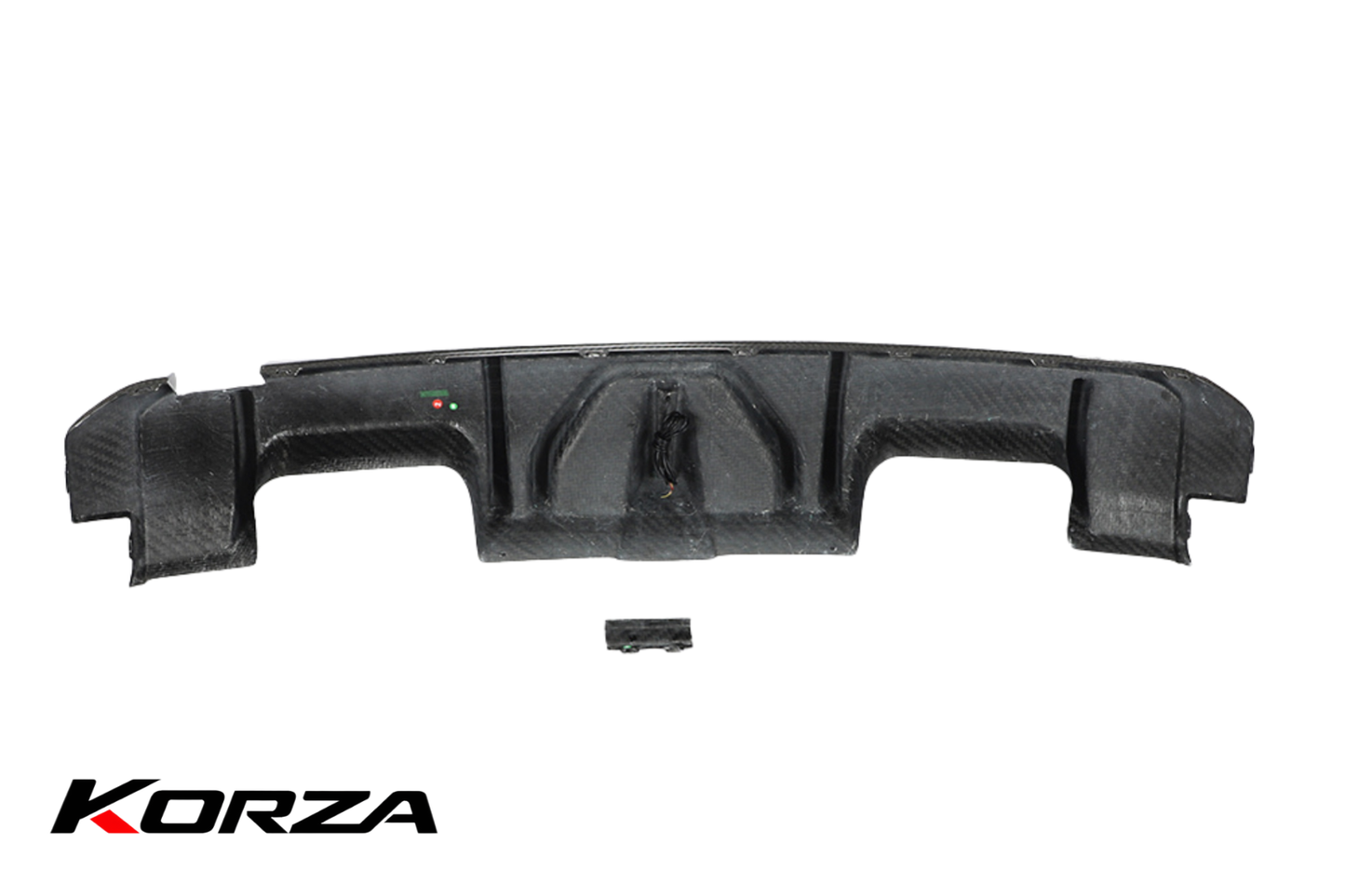 AK STYLE LED REAR DIFFUSER – DRY CARBON – BMW G80/G82