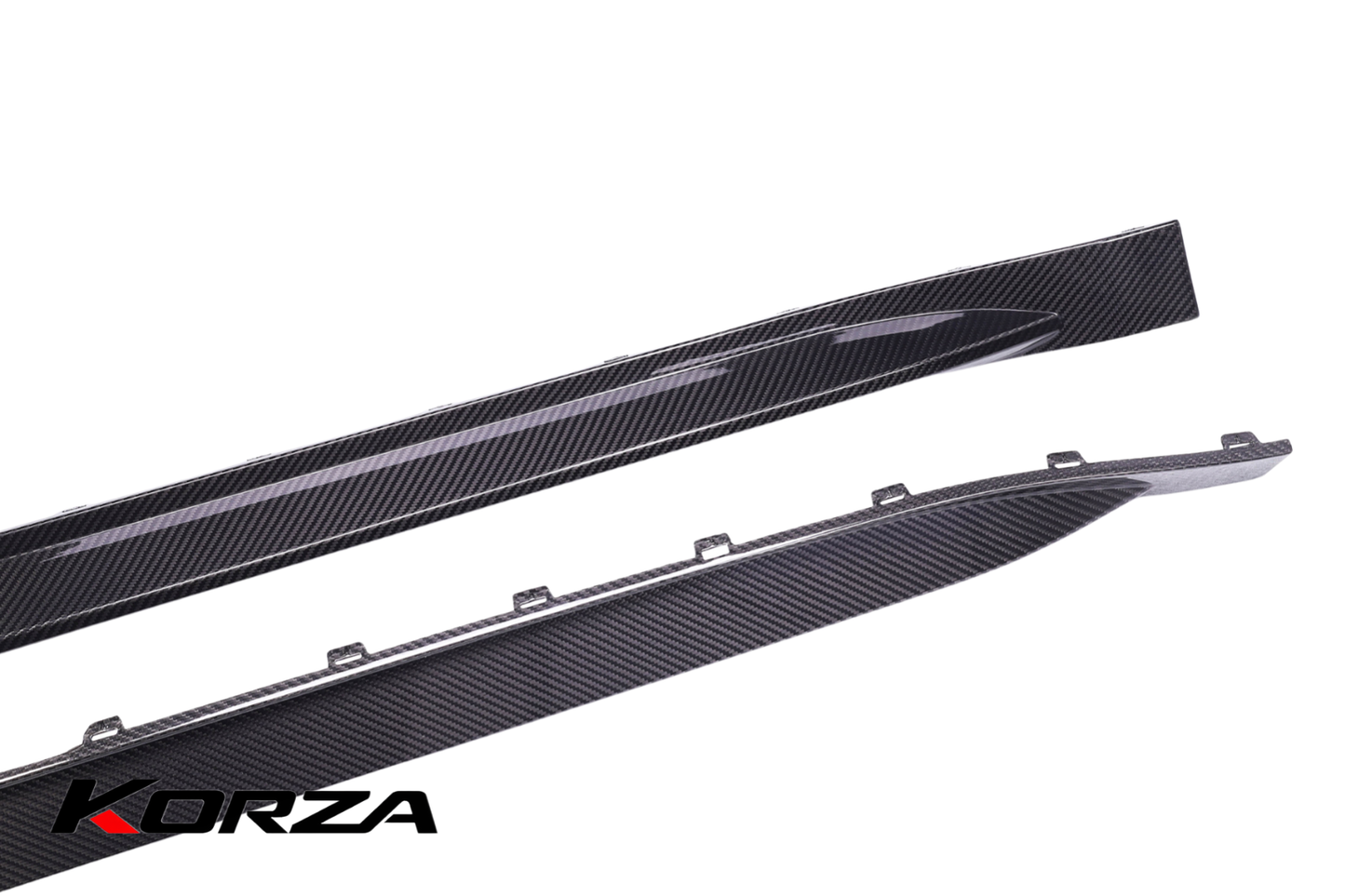 OEM STYLE DRY CARBON SIDE SKIRTS – BMW G80/G82 M3/M4