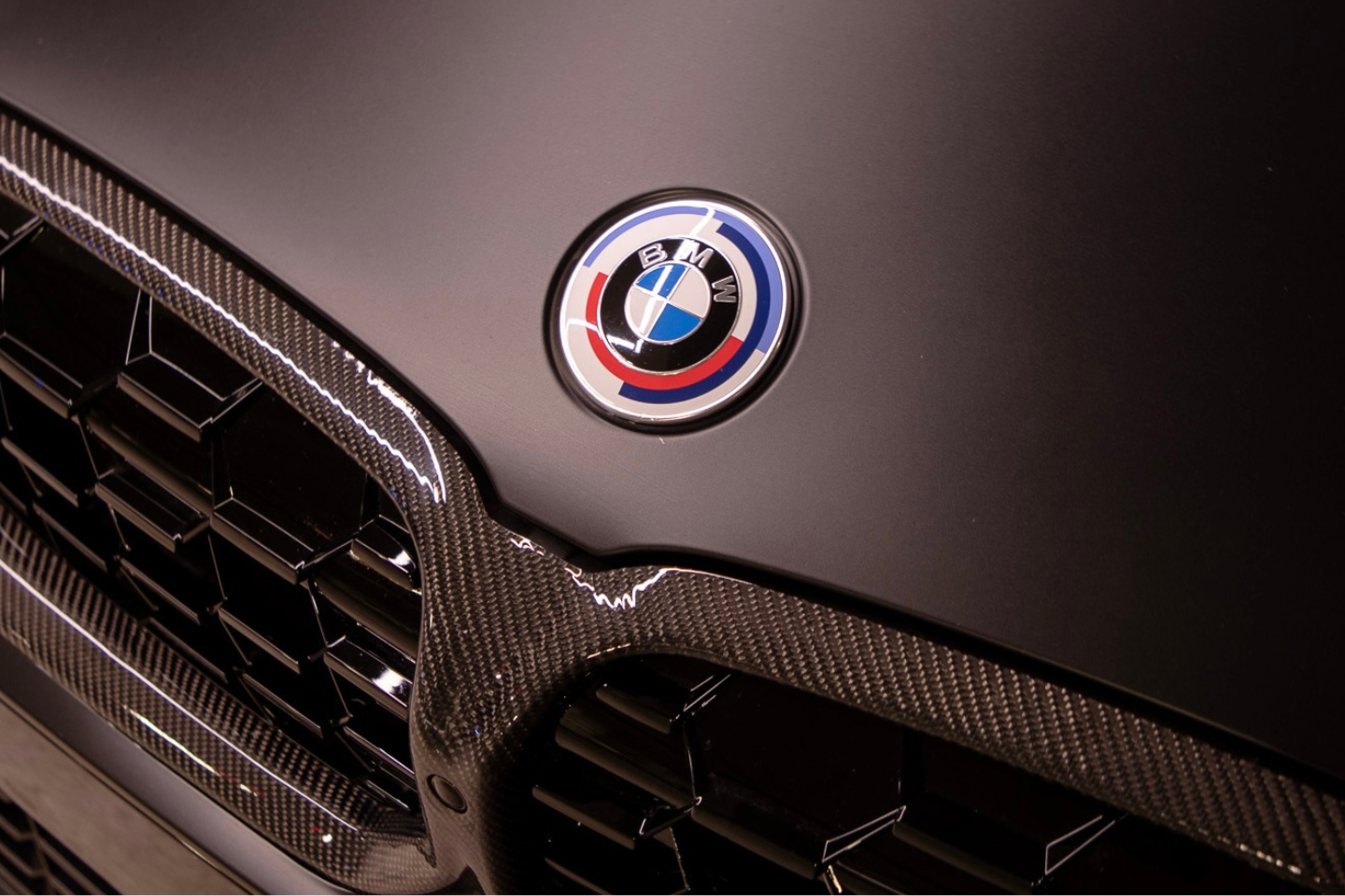 CARBON FIBER FRONT GRILLE REPLACEMENT- BMW G20 M340i & 330i LCI 2023+